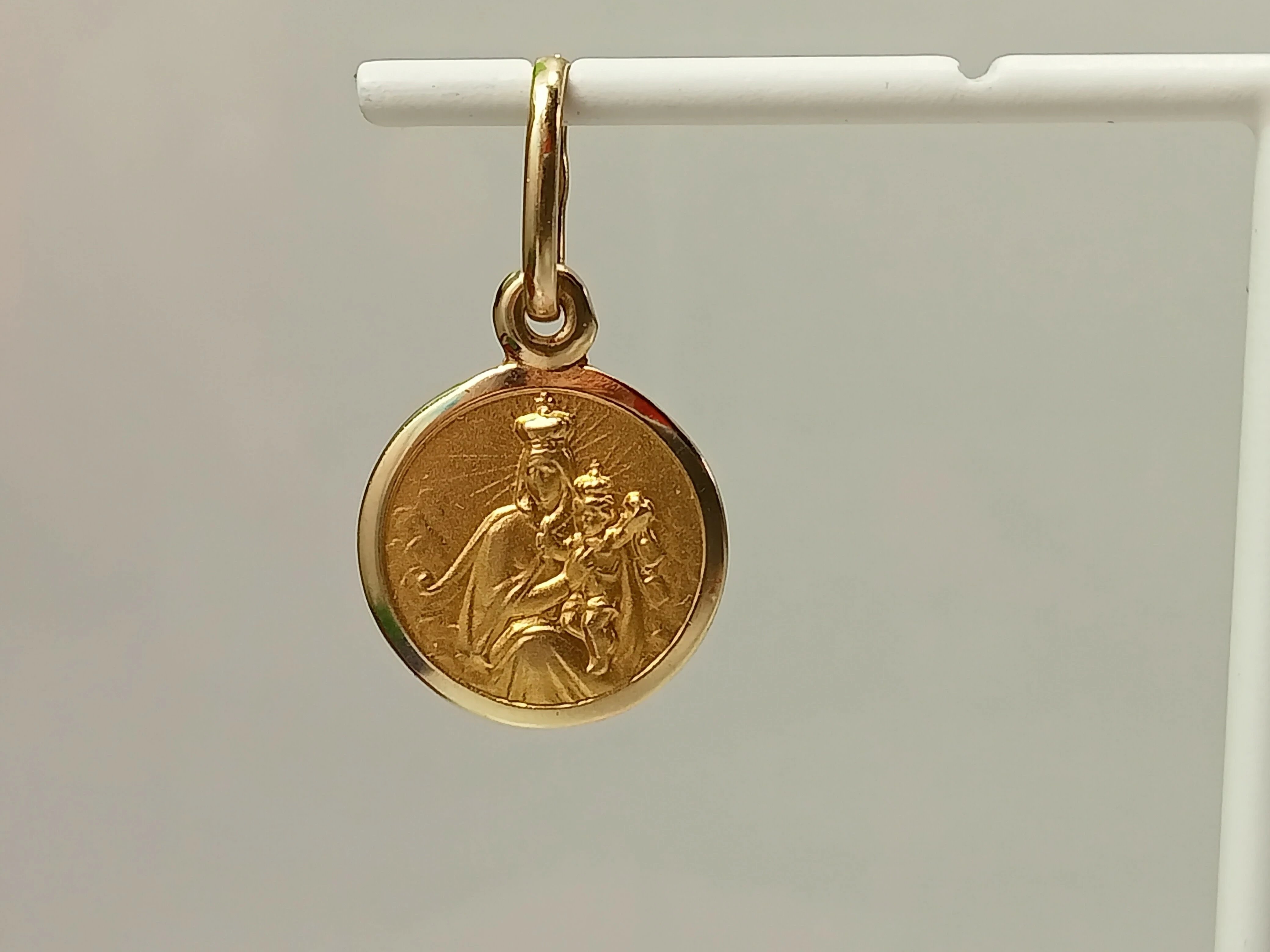 zlota-zawieszka-medalik-proba-585-157g-motyw-129129-2