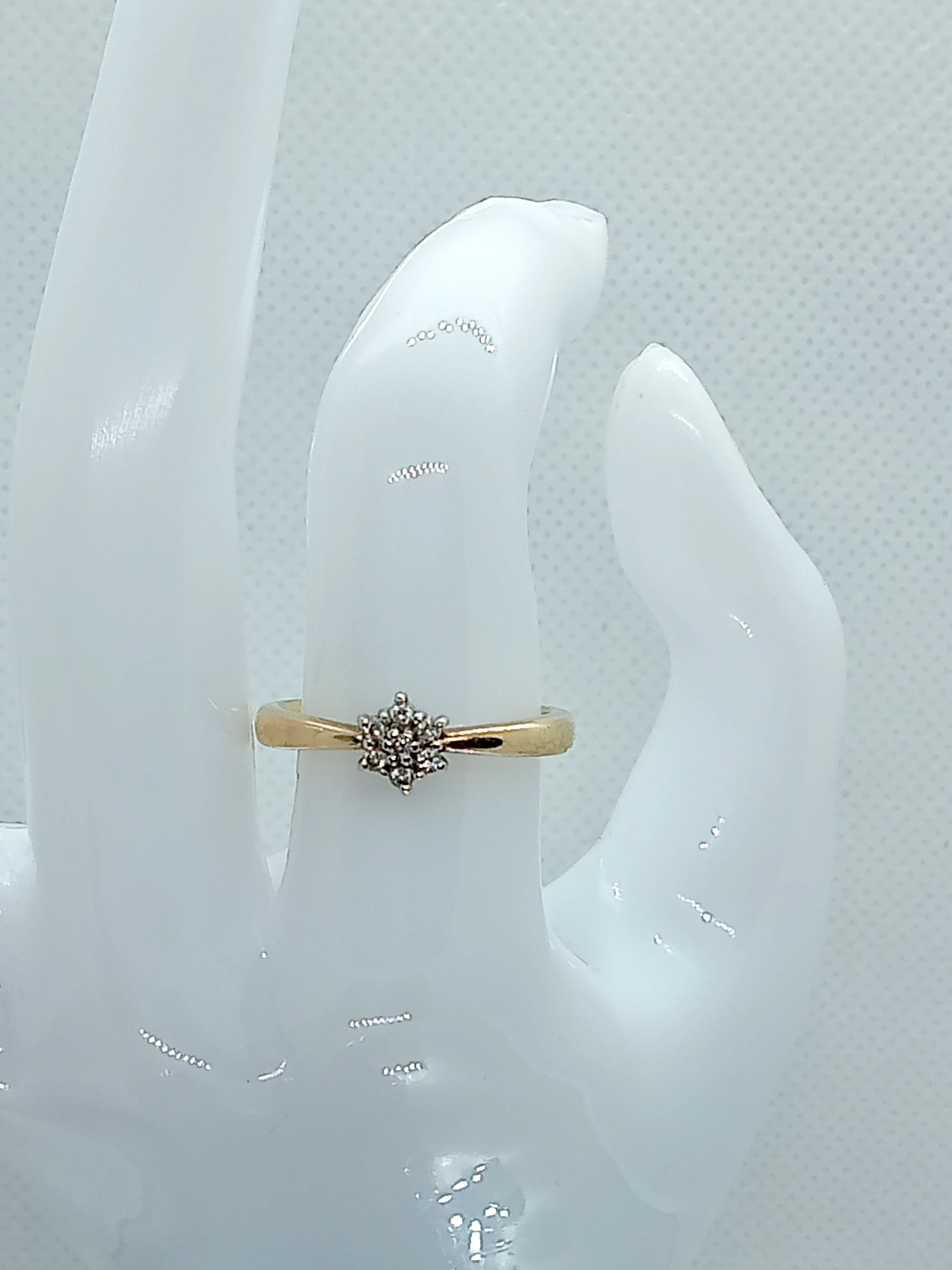 zloty-pierscionek-z-cyrkoniami-kwiatek-585-al-wp-7c-pultusk