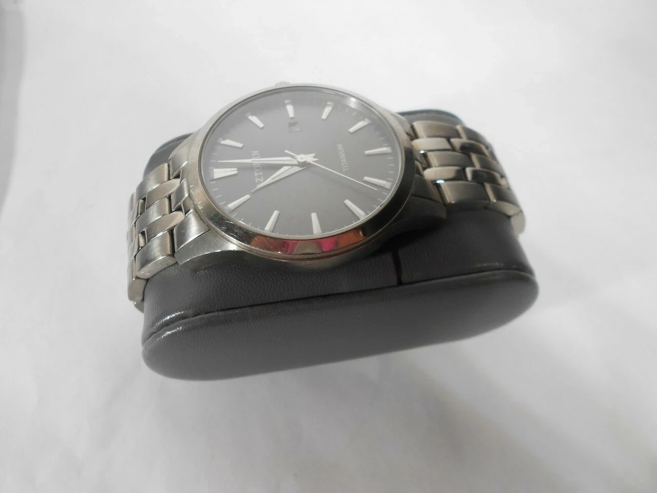 zegarek-aztorin-a045g190-polecamy-funkcje-datownik