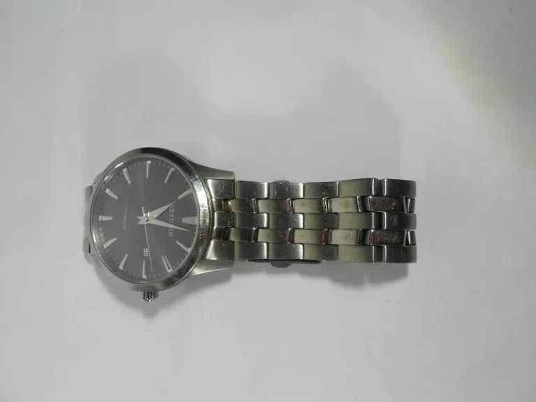 zegarek-aztorin-a045g190-polecamy-wodoszczelnosc-50m-wr50