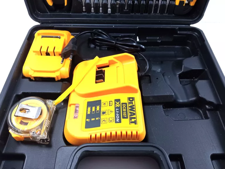 WIERTARKA DEWALT DCD771 ZESTAW
