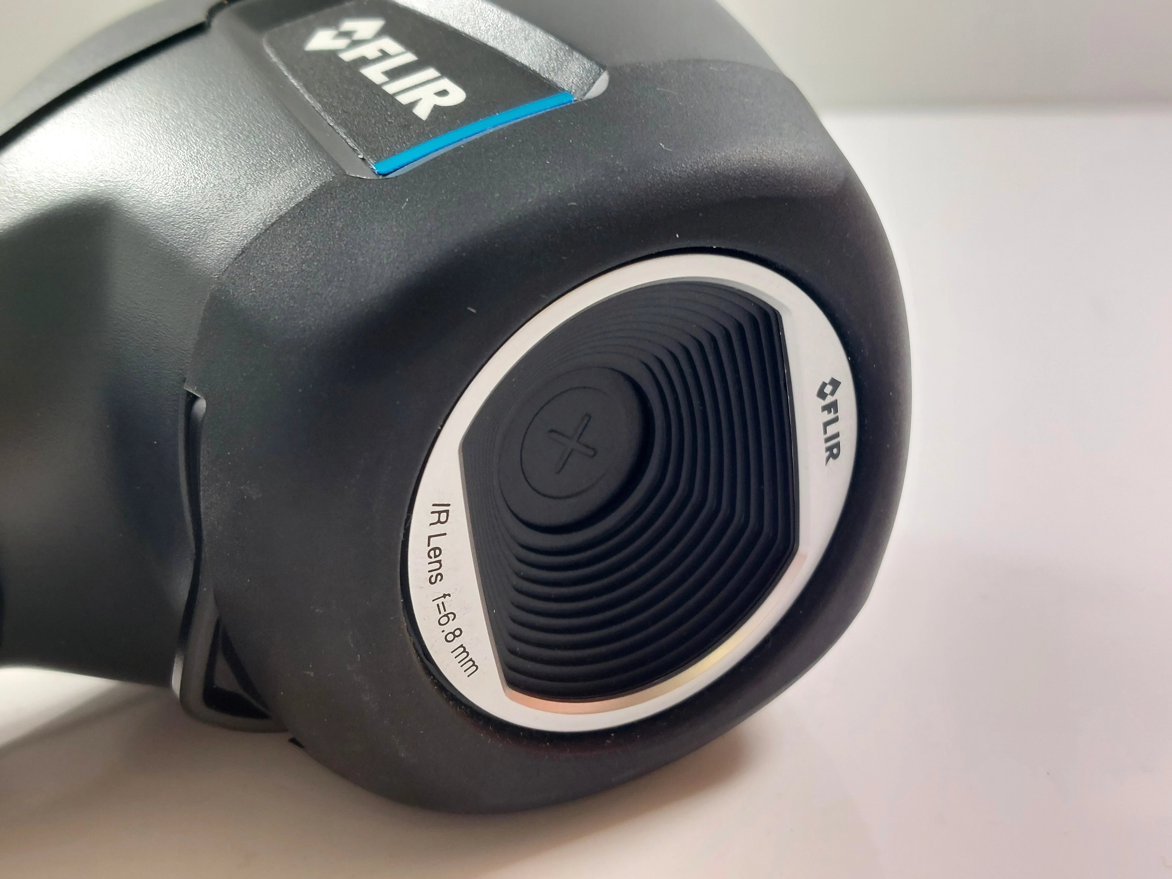 kamera-termowizyjna-flir-i7-20-250c-komplet-zakres-pomiaru-temperatury-20