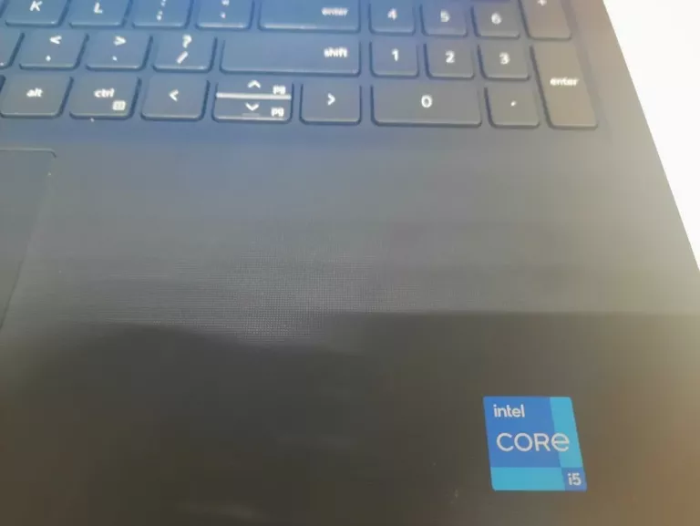 laptop-dell-vostro-15-3510-p112f-intel-i5-2568-g-stan-uzywany