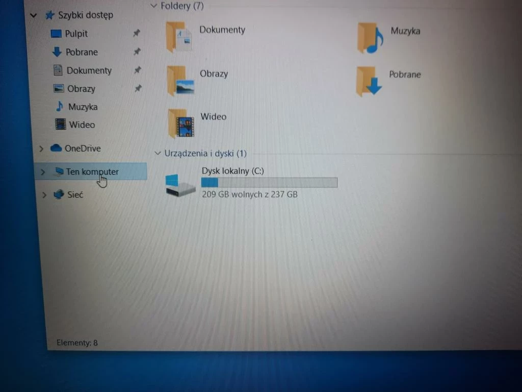 laptop-dell-vostro-15-3510-p112f-intel-i5-2568-g-przekatna-ekranu-156