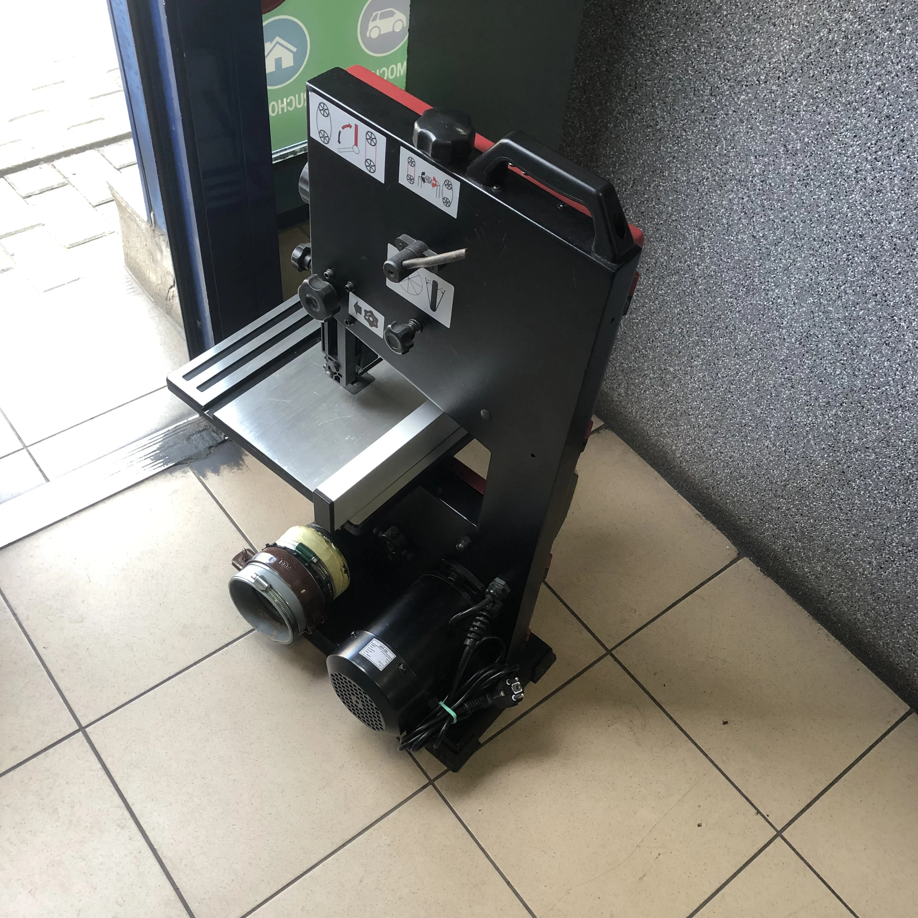 pila-tasmowa-do-drewna-rpp-225-proma-moc-silnika-350