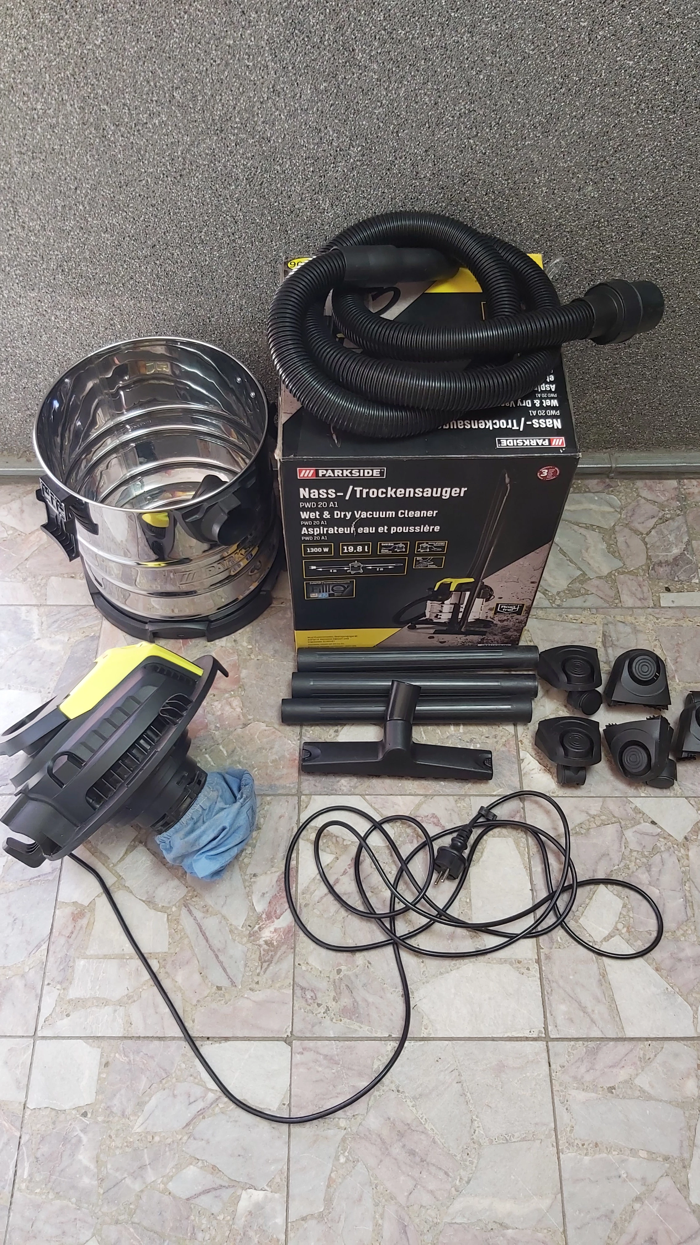 odkurzacz-przemyslowy-parkside-pwd-20-a1-1300w-marka-parkside