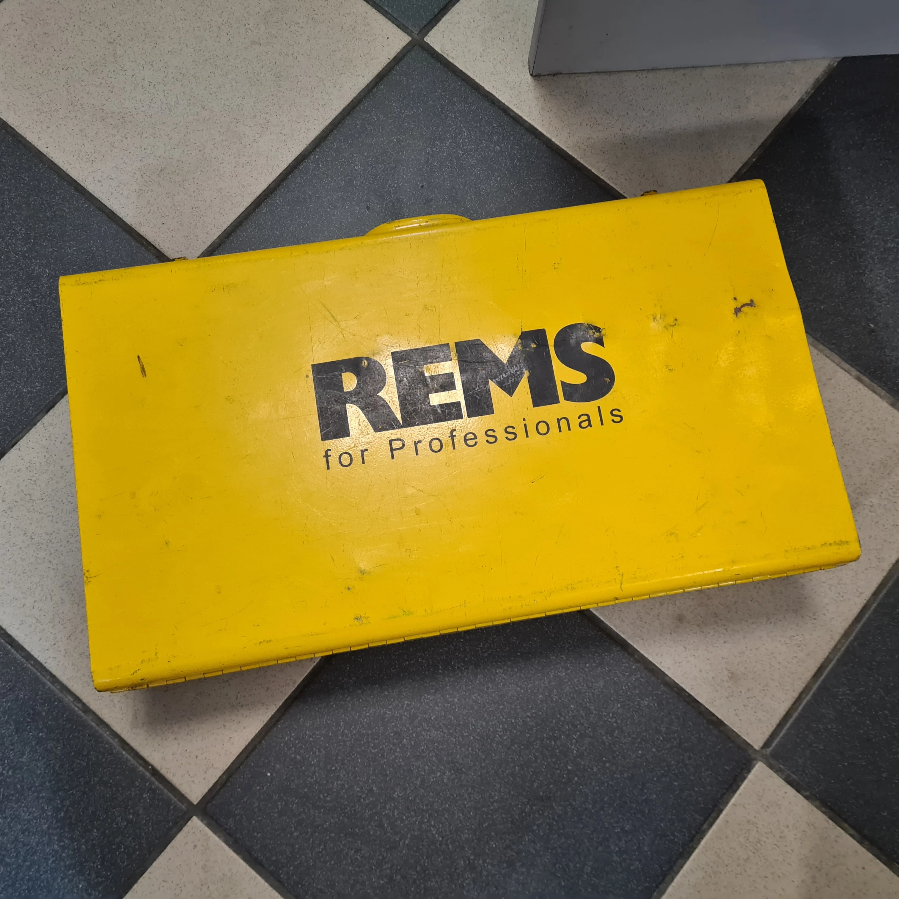 zaciskarka-rems-3-glowice-kod-producenta-inny