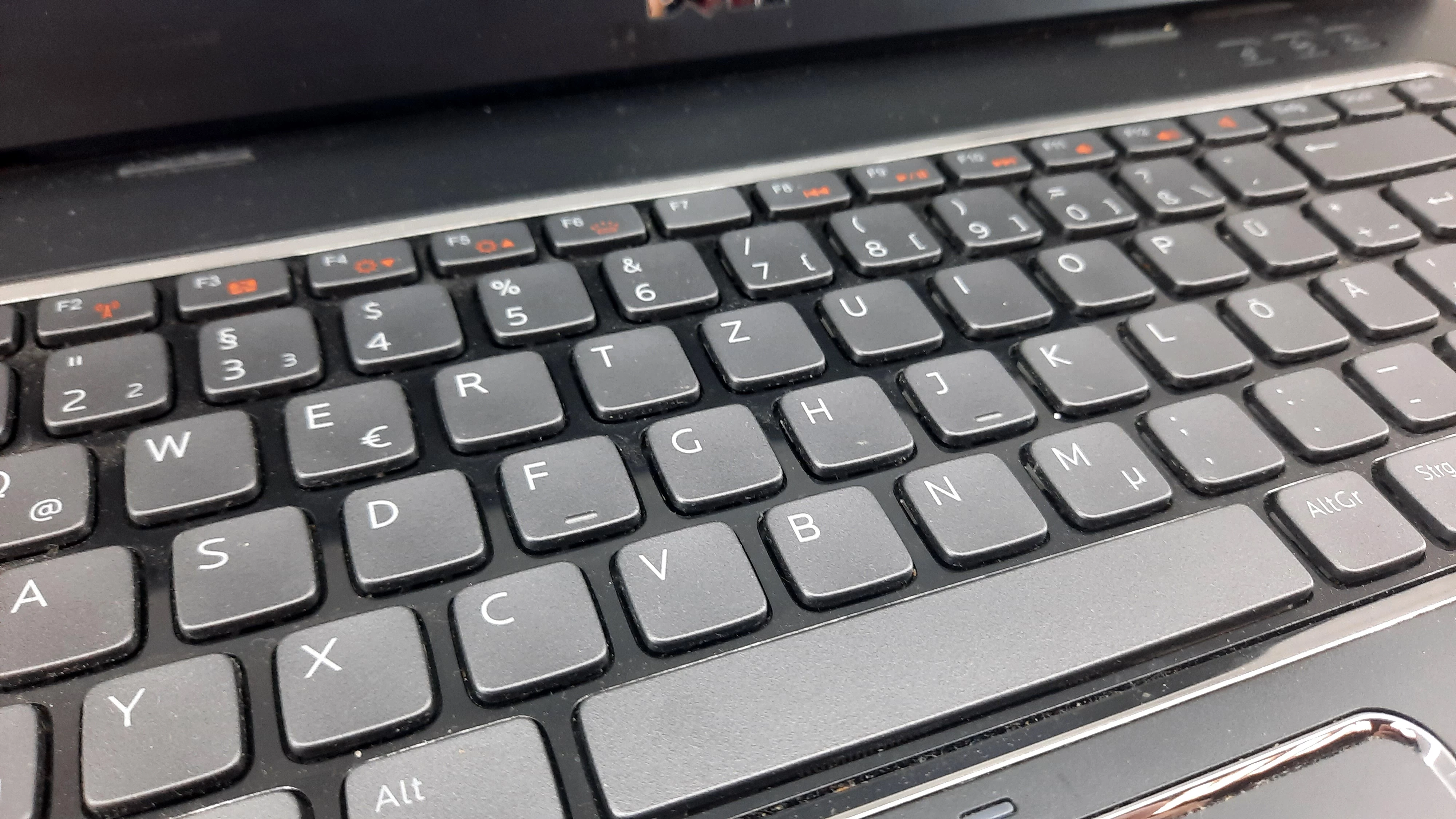 laptop-dell-vostro-3550-stan-uzywany