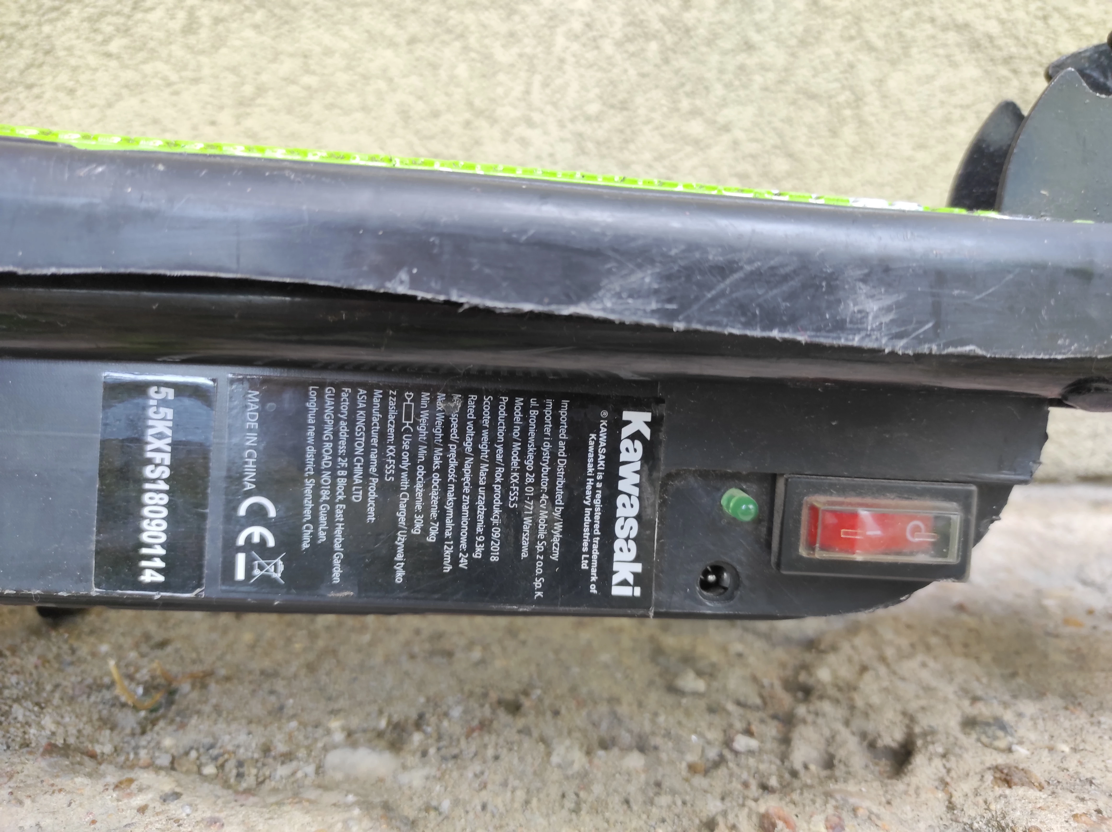 hulajnoga-elektryczna-kawasaki-kx-fs55-120-w-24v-model-kx-fs55