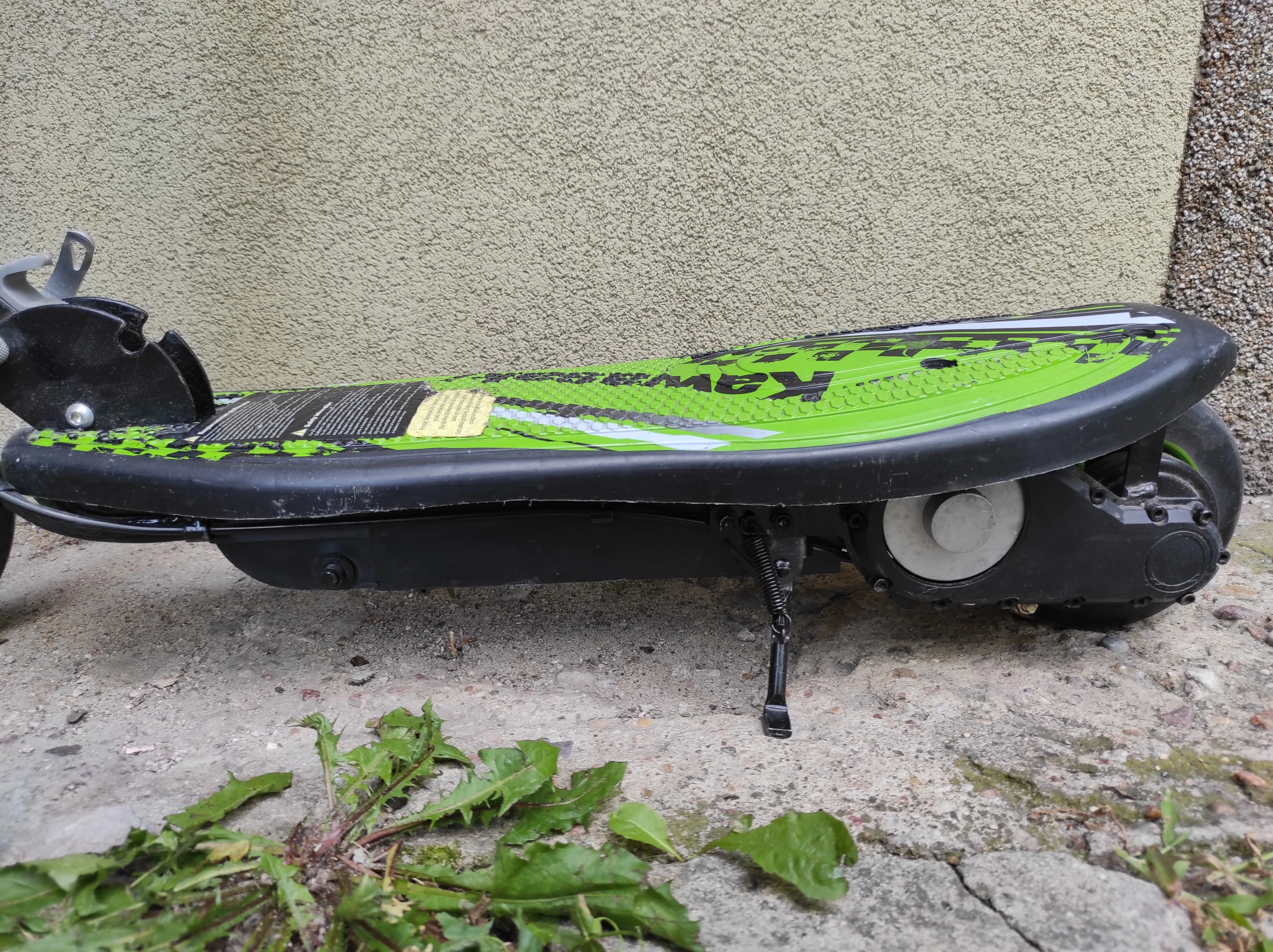 hulajnoga-elektryczna-kawasaki-kx-fs55-120-w-24v-moc-silnika-120