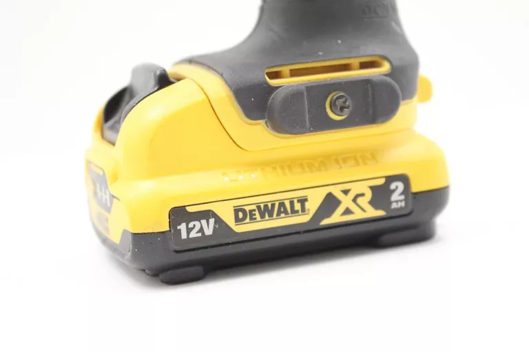 ZAKRĘTARKA UDAROWA DEWALT DCF801 2XAKU ŁADOWARKA