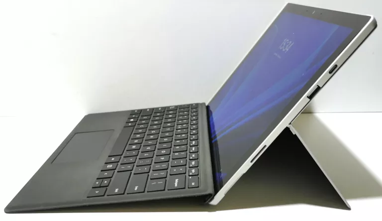 MICROSOFT SURFACE PRO 7 12,3 I5 8 GB /128 GB