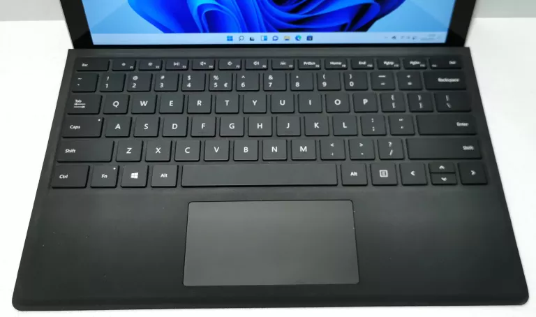 MICROSOFT SURFACE PRO 7 12,3 I5 8 GB /128 GB