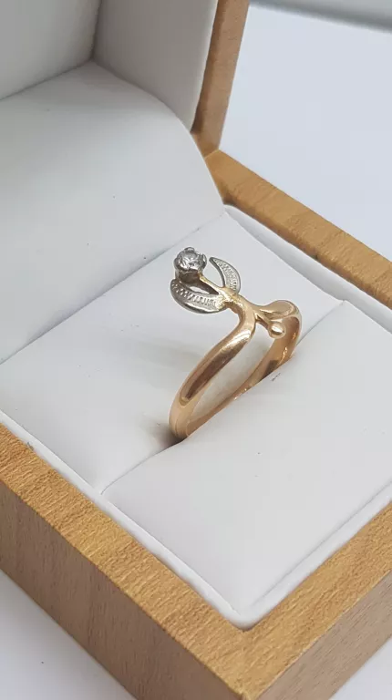 wyrob-jubilerski-pierscionek-585-278g-material-zloto