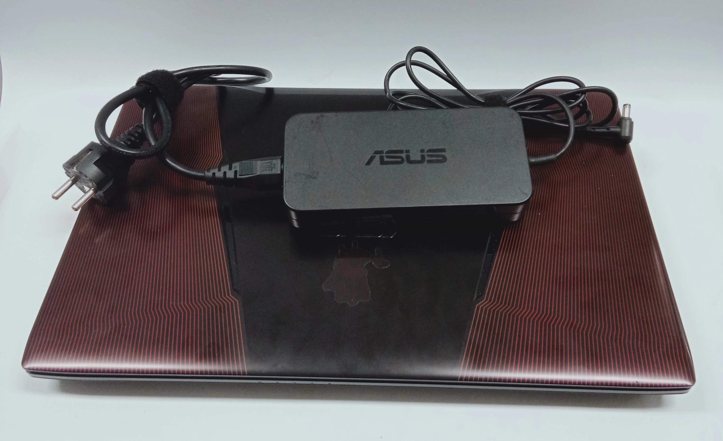 laptop-asus-fx553v-win10i51tbhdd128gbssd8ram-stan-uzywany