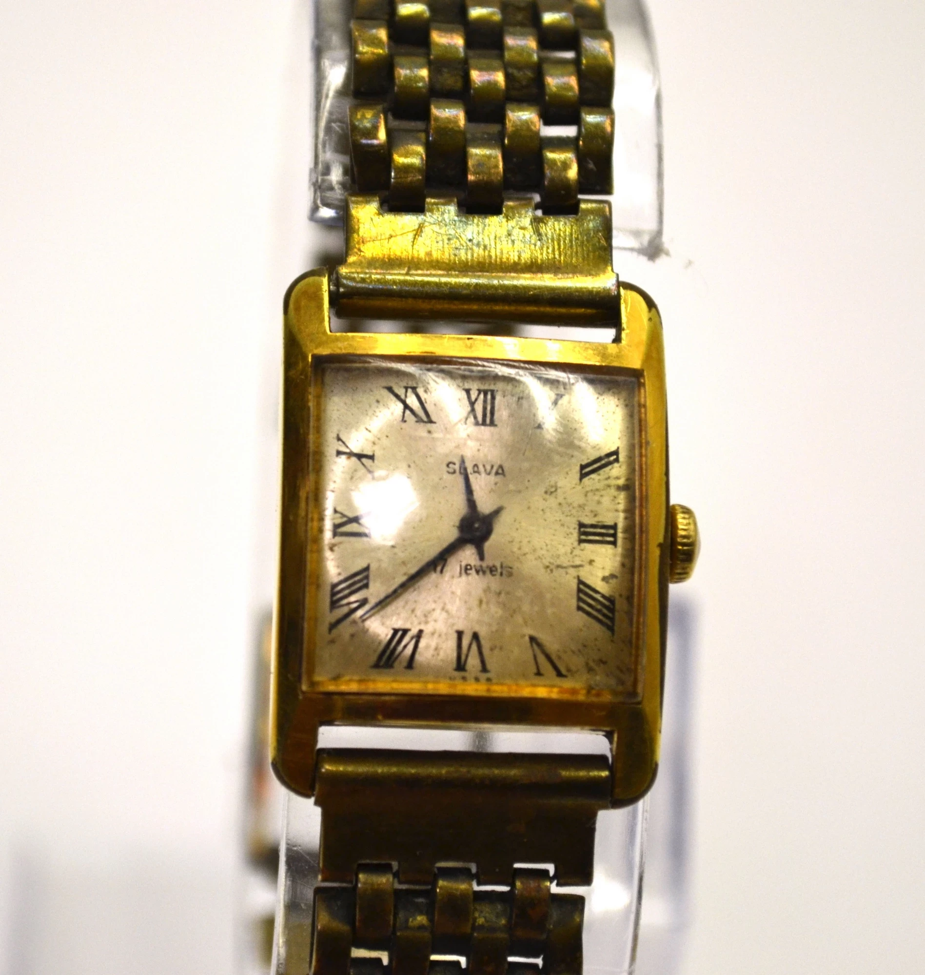 zegarek-damski-slava-17-jewels-nakrecany-typ-nareczny