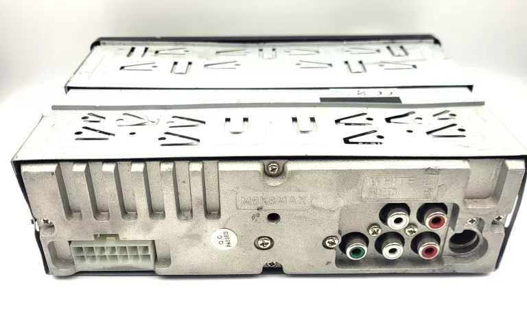 radio-samochodowe-krugermatz-km0105-stan-uzywany