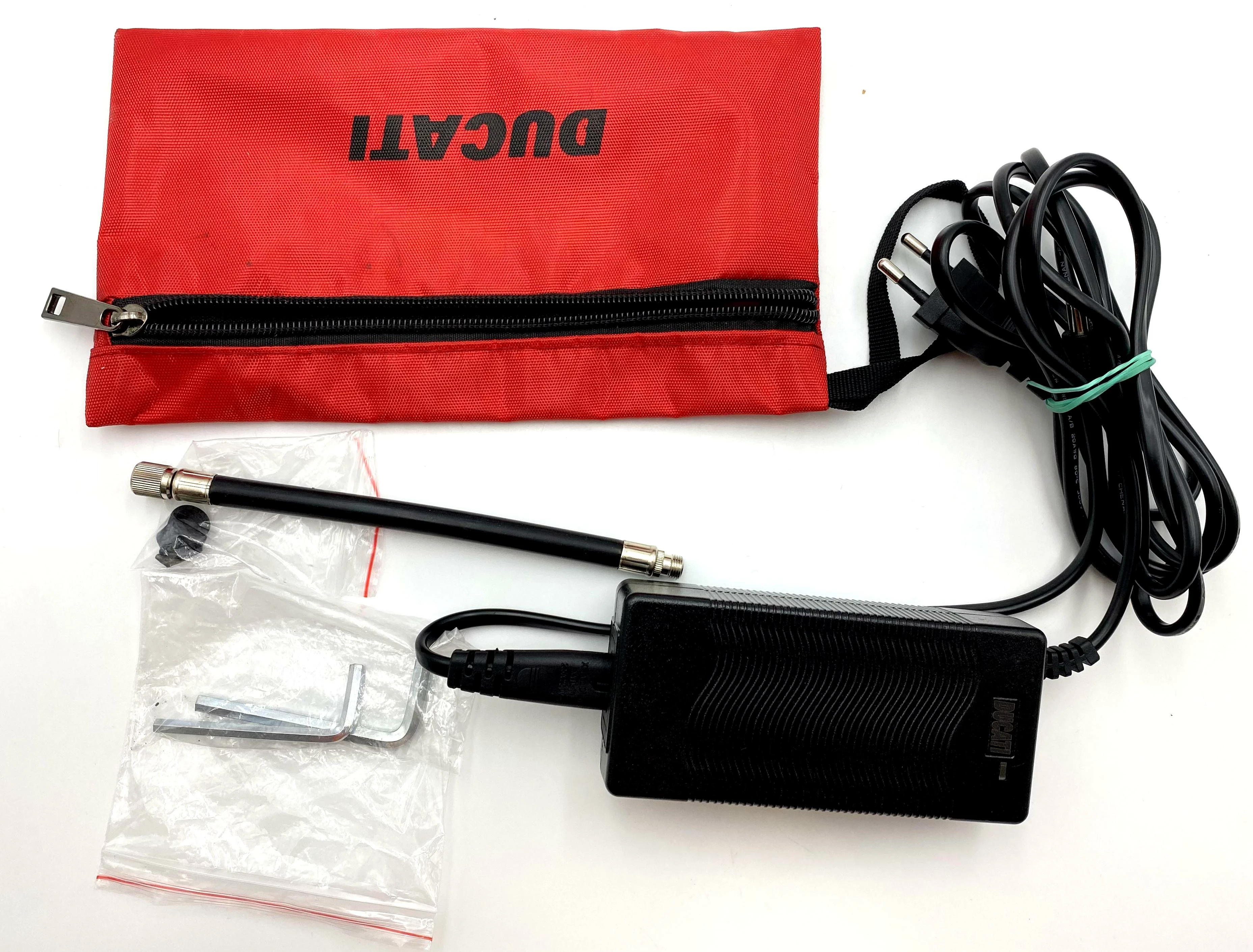 hulajnoga-elektryczna-ducati-pro-ii-evo-komplet-stan-uzywany