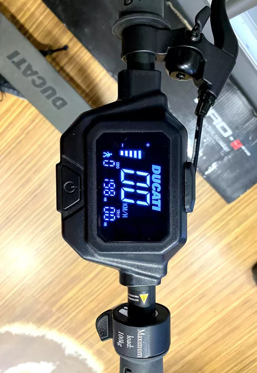 HULAJNOGA ELEKTRYCZNA DUCATI PRO II EVO KOMPLET