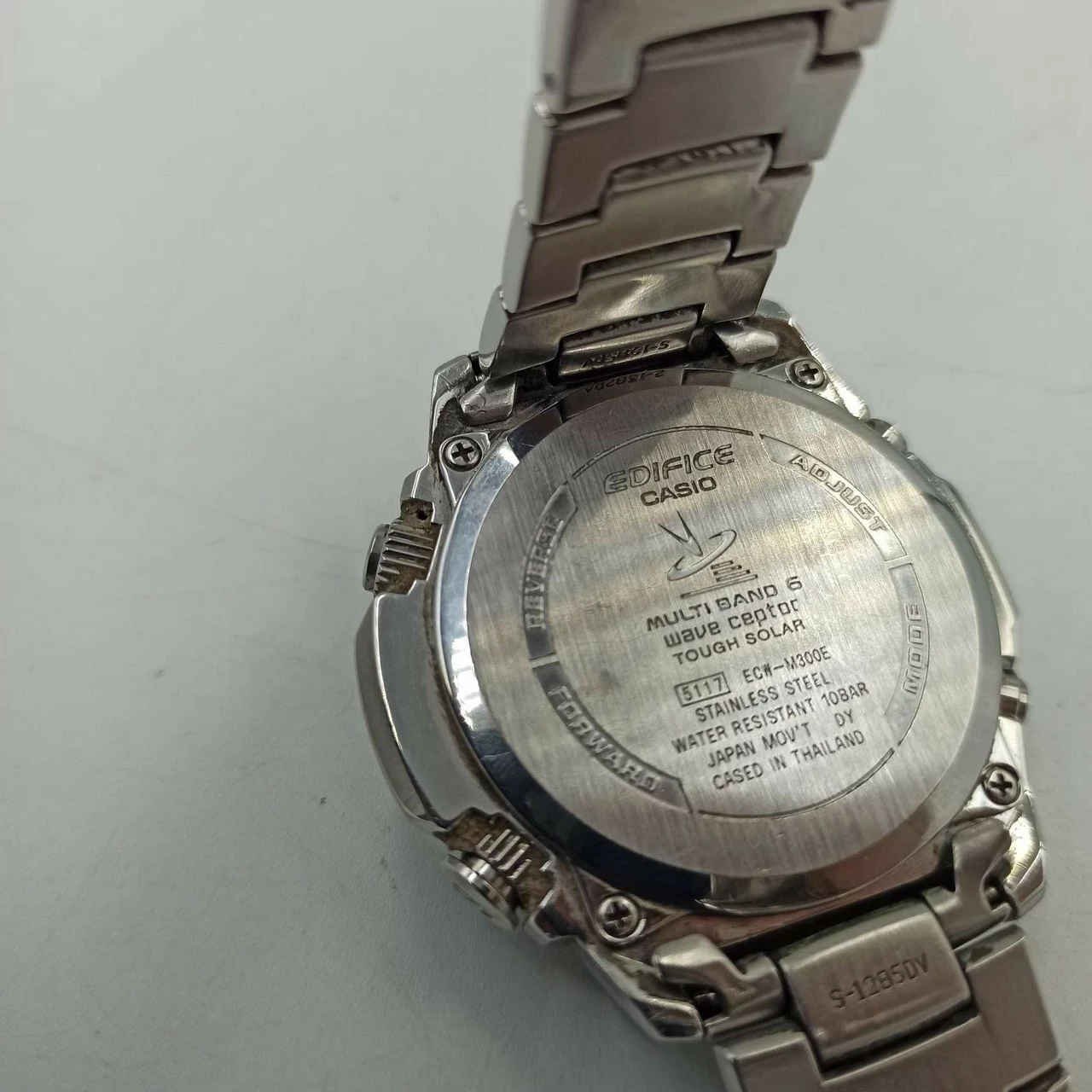 zegarek-casio-edifice-ecw-m300e-ladny-stan-funkcje-datownik