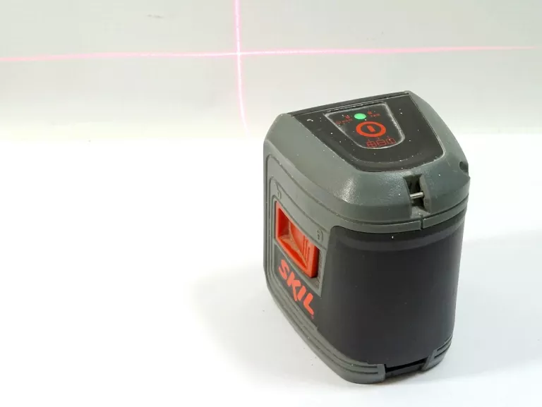 LASER KRZYŻOWY SKIL LL0511 + UCHWYT