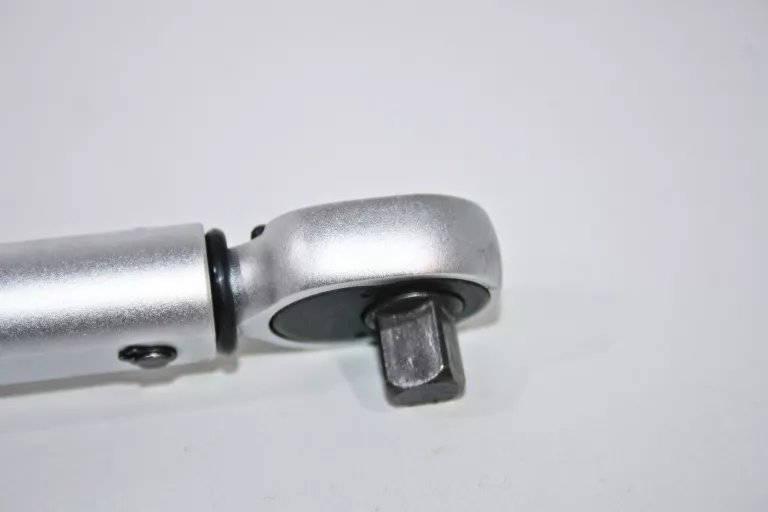 KLUCZ DYNAMOMETRYCZNY JONNESWAY T27060N