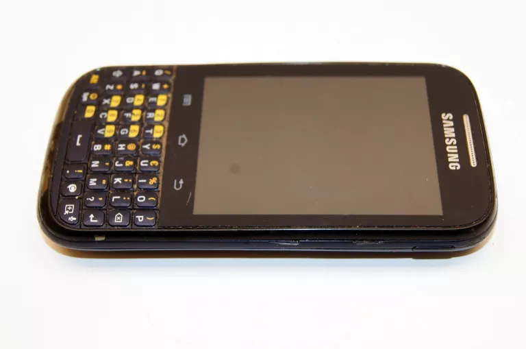 telefon-samsung-galaxy-chat-gt-b5330-kod-producenta-gt-b5330