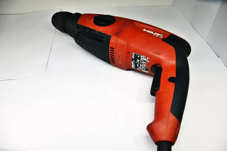 MŁOTOWIERTARKA HILTI TE 2-02 SDS PLUS