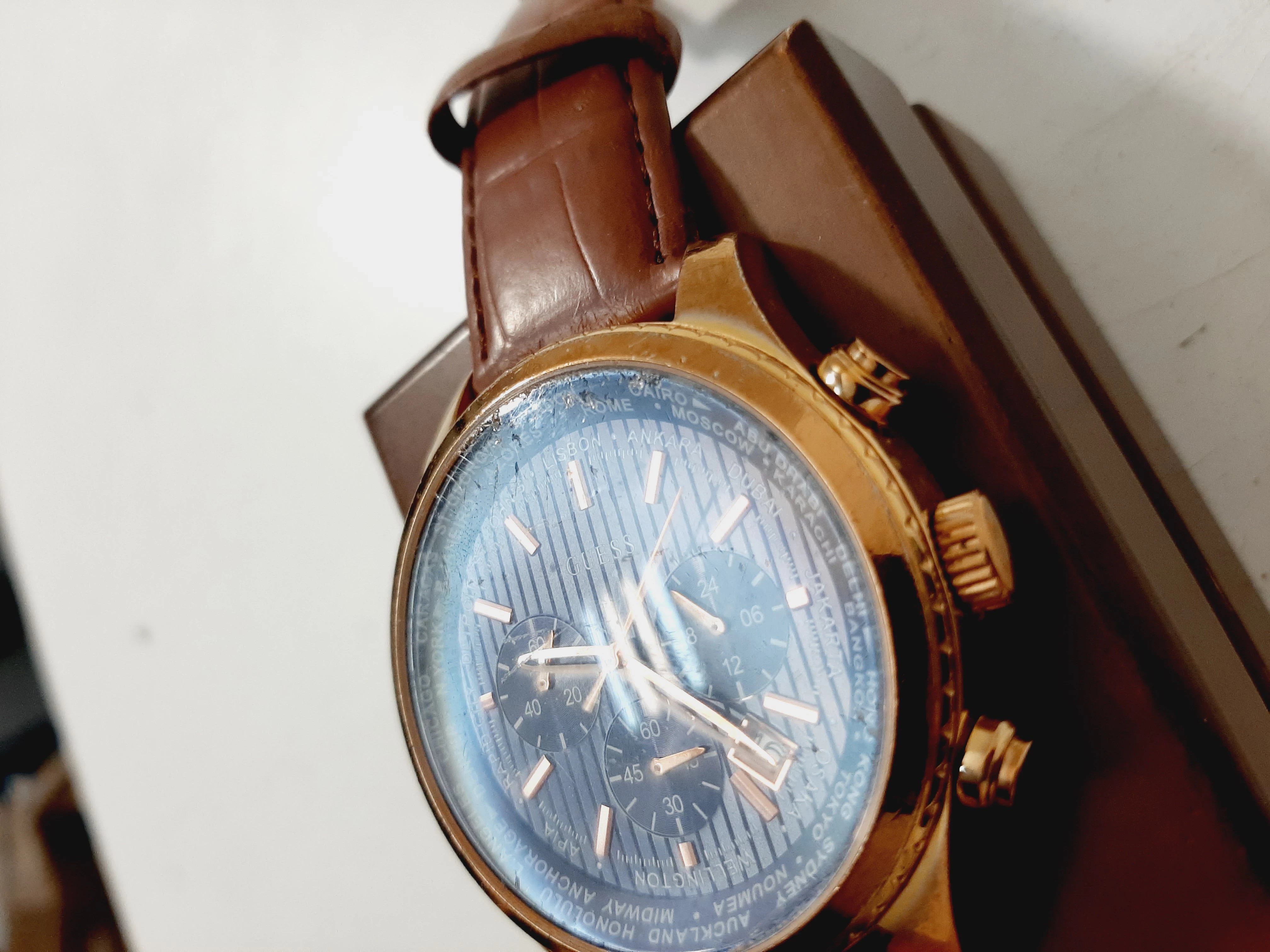 zegarek-meski-guess-w0500g1-wodoszczelnosc-50m-wr50