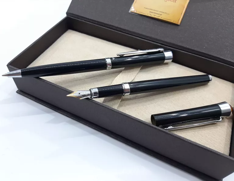 zestaw-pioro-i-dlugopis-regal-bursztyn-baltycki-stan-uzywany