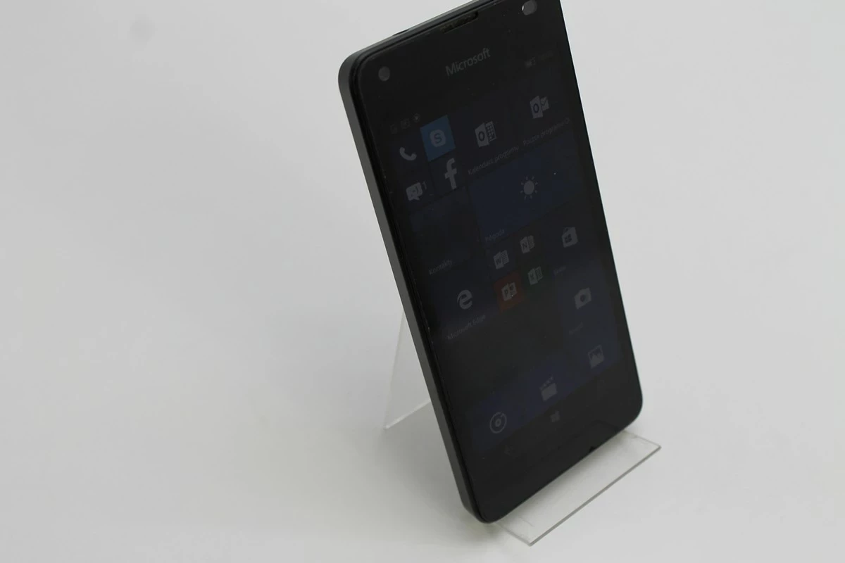 telefon-microsoft-lumia-550-stan-uzywany