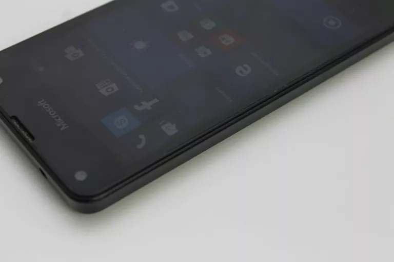 TELEFON MICROSOFT LUMIA 550