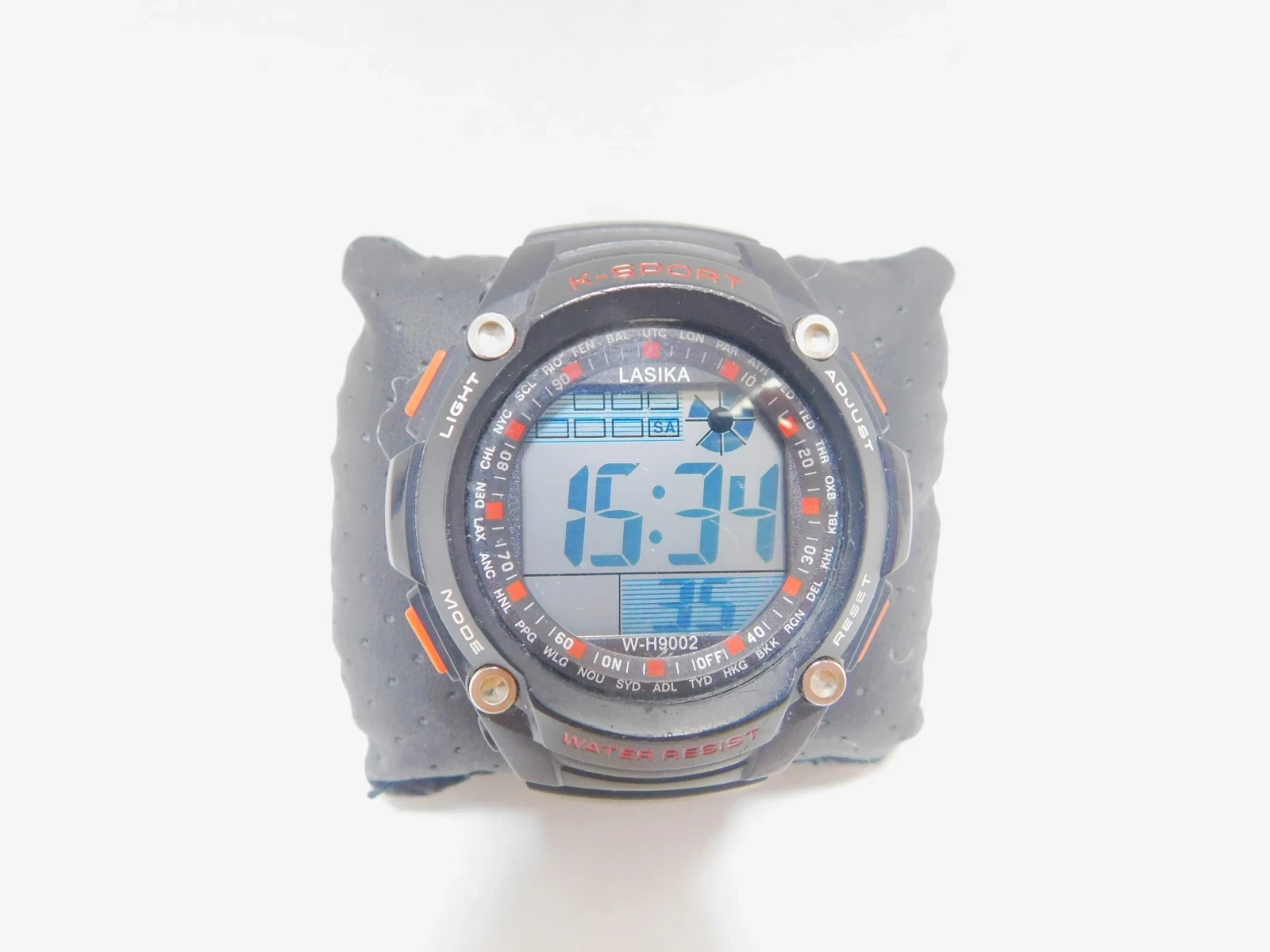 zegarek-meski-nareczny-lasika-czarny-zwyciestwa-28-busko-zdroj-palladium