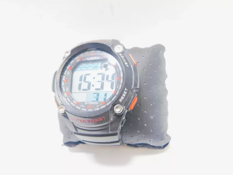 zegarek-meski-nareczny-lasika-czarny-rodzaj-cyfrowe