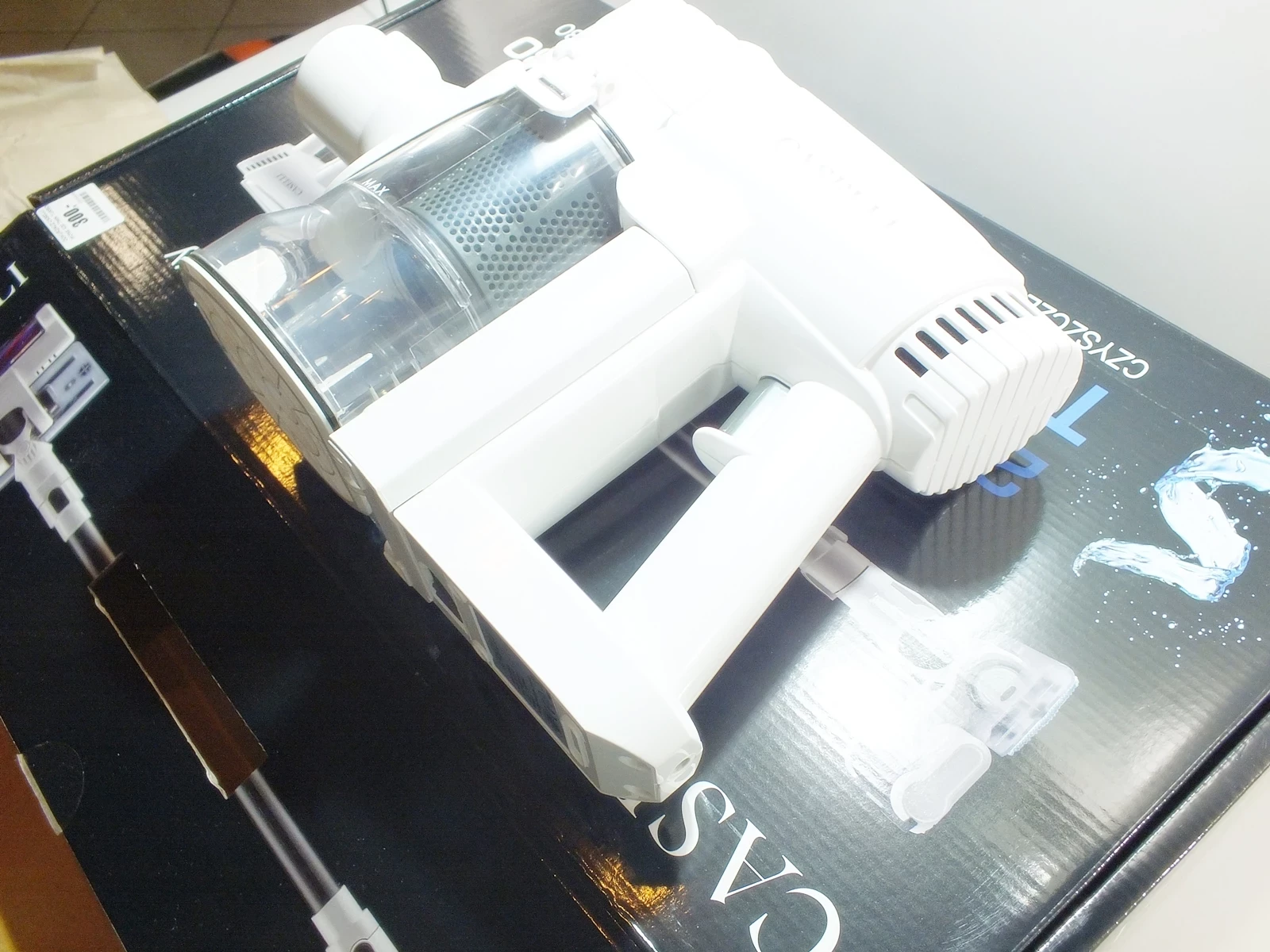 jak-nowyodkurzacz-caselli-tifone-x20-twin-turbo-model-sa-vp1001rw-eu