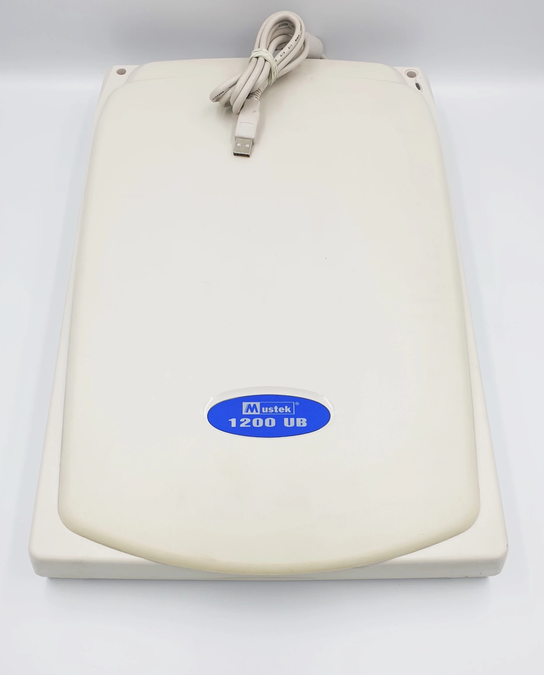 skaner-mustek-1200-ub-pudelko-stan-uzywany