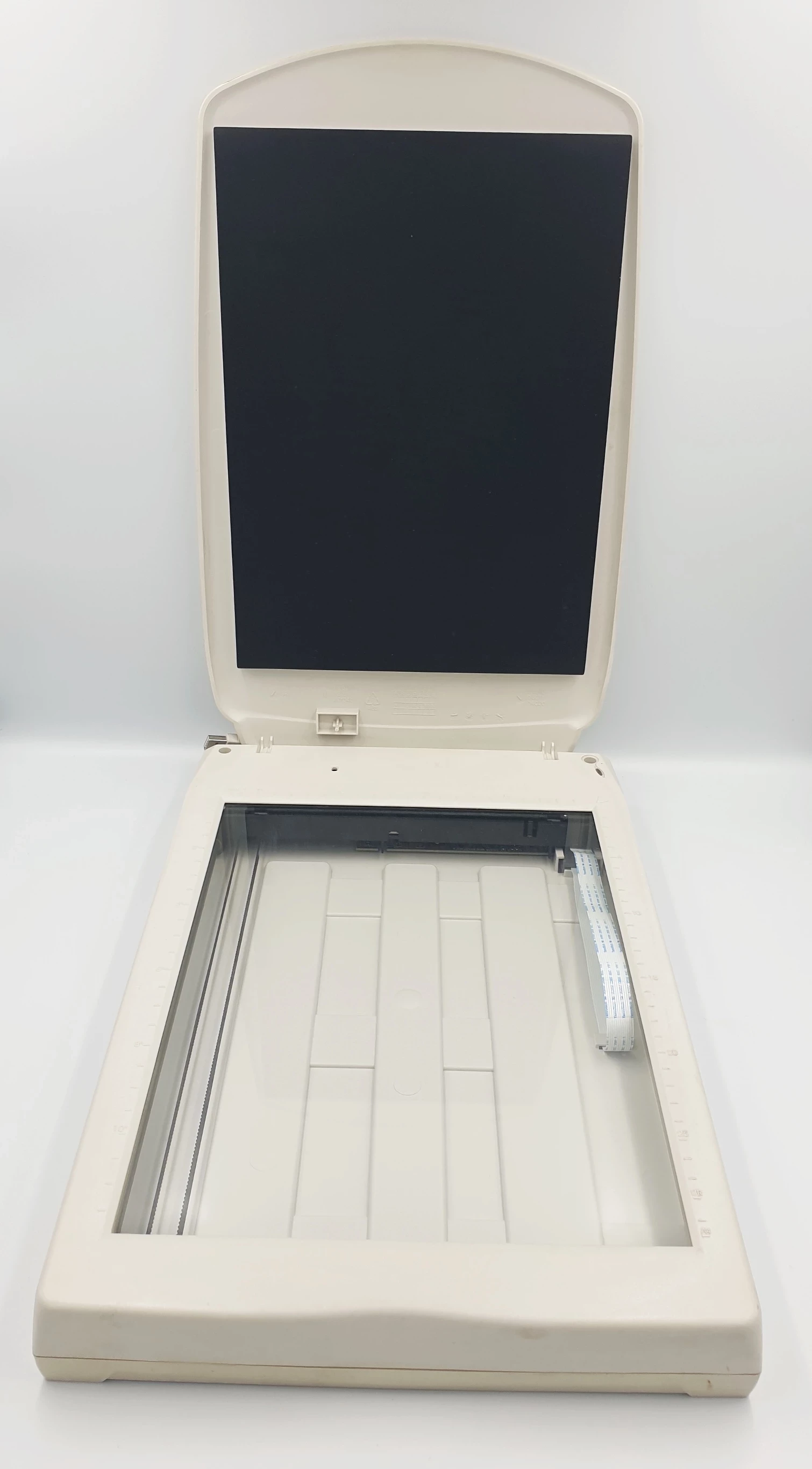 skaner-mustek-1200-ub-pudelko-kod-producenta-1200-ub