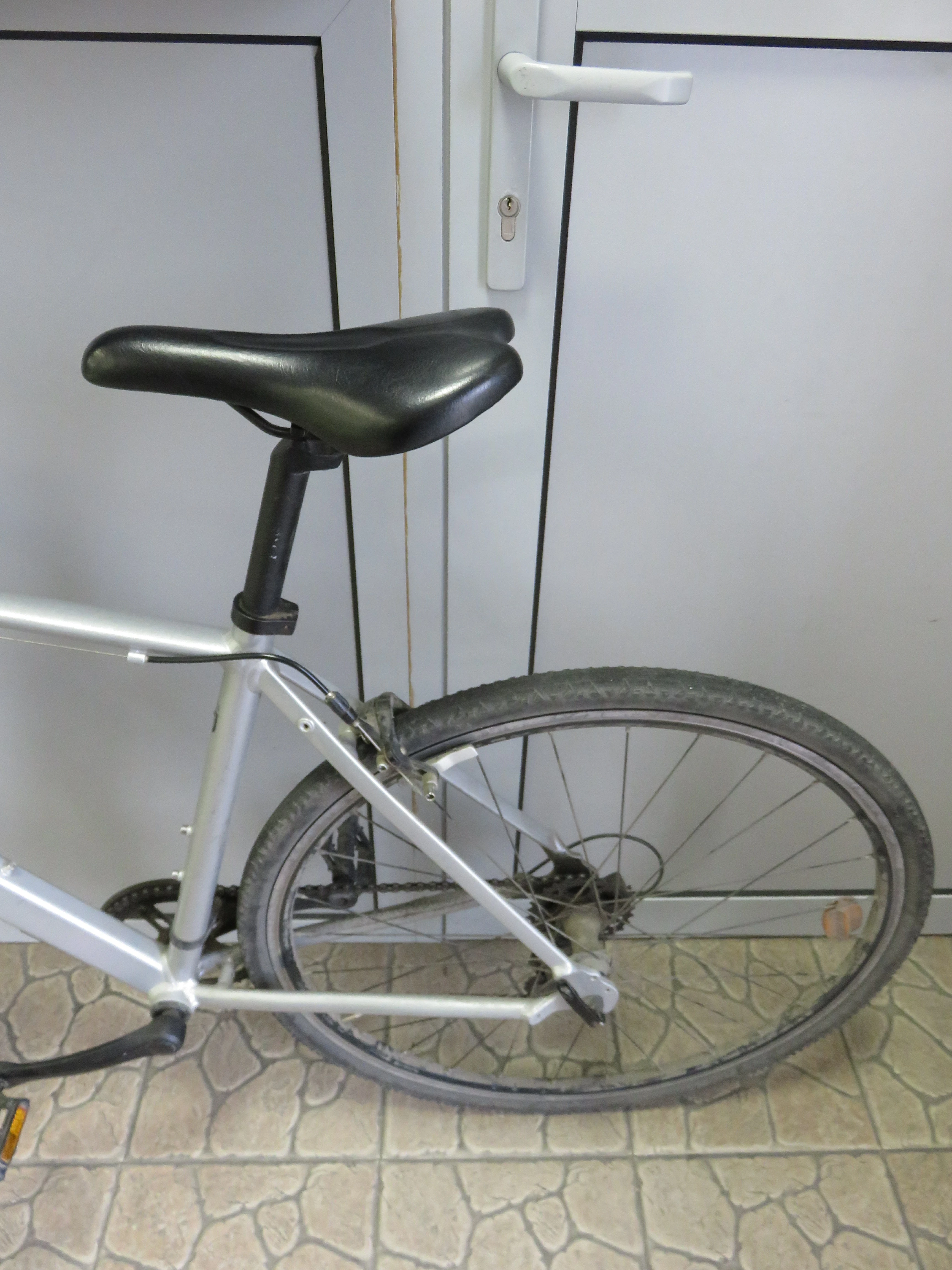 rower-szosowy-triban-rc-100-kod-producenta-rc-100