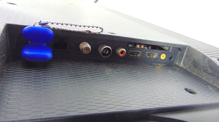 telewizor-thomson-40fd3306-marka-thomson