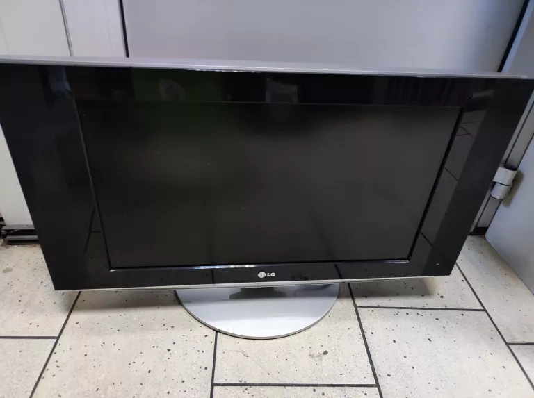 TELEWIZOR LG 26LX2R-ZE