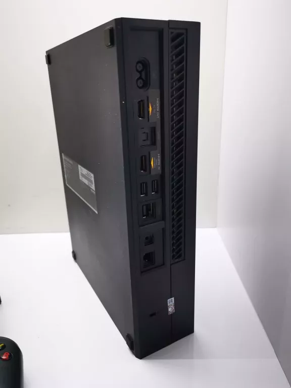 KONSOLA XBOX ONE 1 TB CZARNY ROZŁADOWANY PAD
