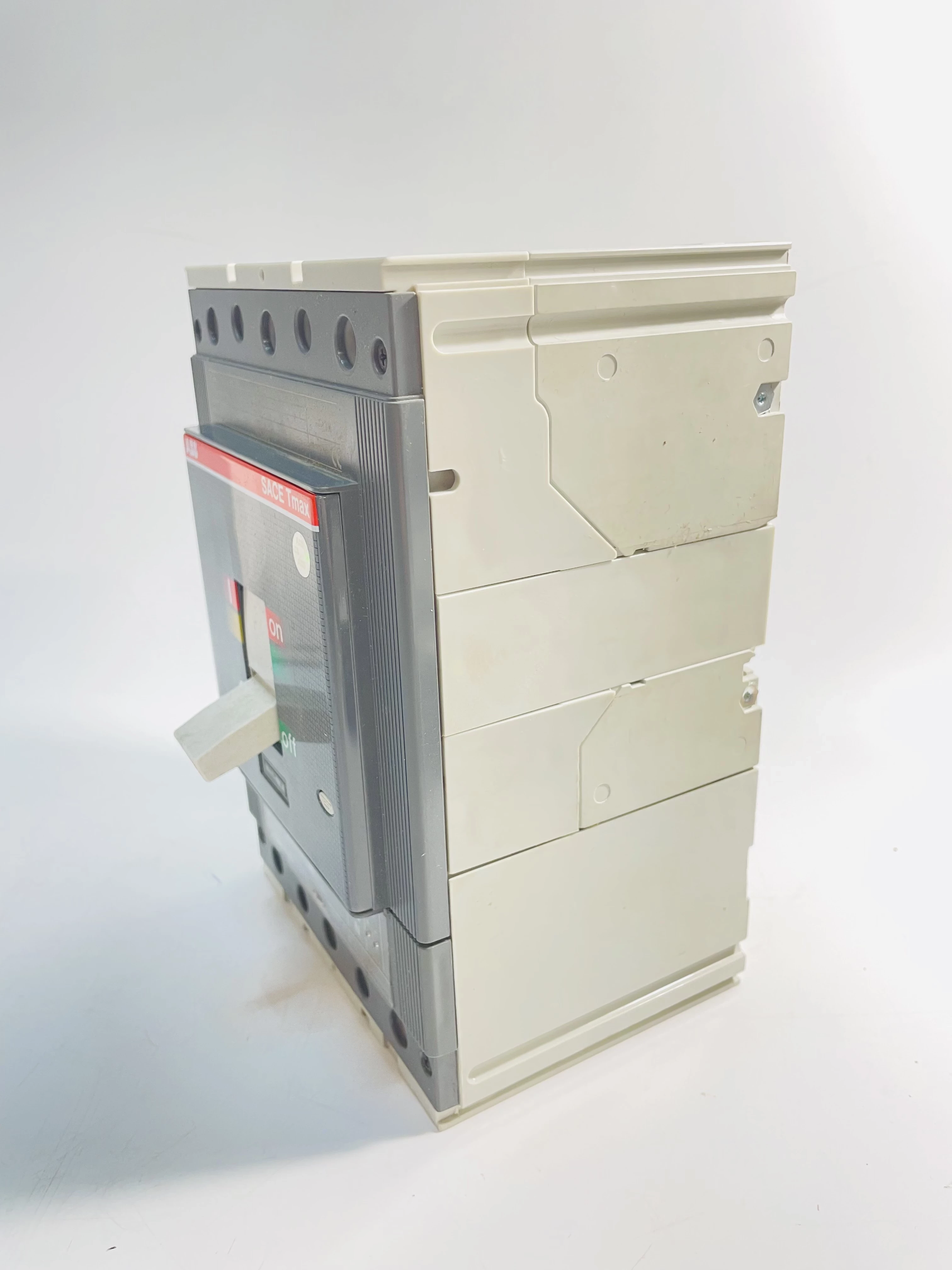 wlacznik-niskich-napiec-stycznik-sace-tmax-t5-v400-stan-11323-2