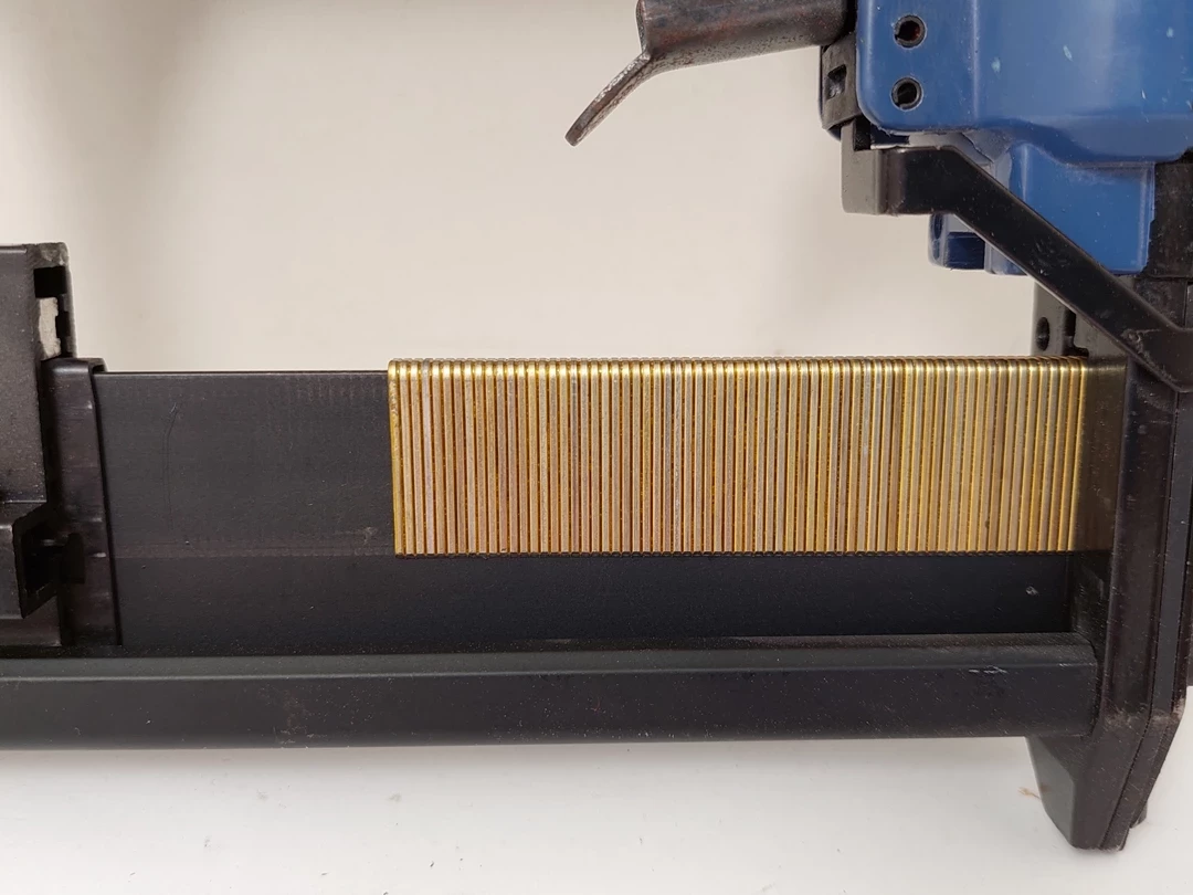 zszywacz-pneumatyczny-dexter-dx-9050-mixta-maksymalna-dlugosc-zszywek-40