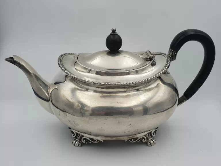 srebrny-dzbanek-sterling-925-606g-stan-nie-wymaga-renowacji