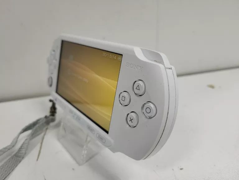 PSP SONY STREET E1004 WHITE