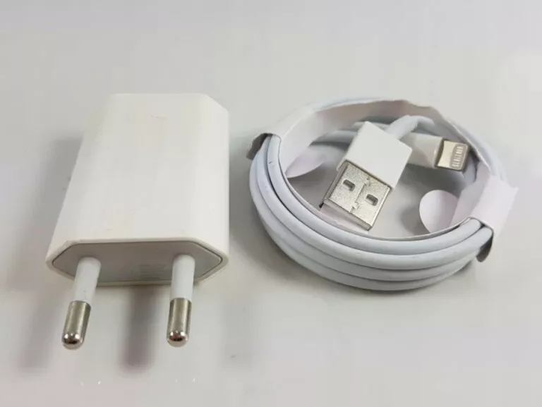 ladowarka-z-kablem-lightning-ean-gtin-5904238716021