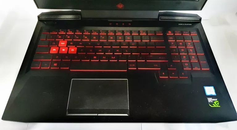LAPTOP GAMINGOWY HP OMEN 15-CE0XX