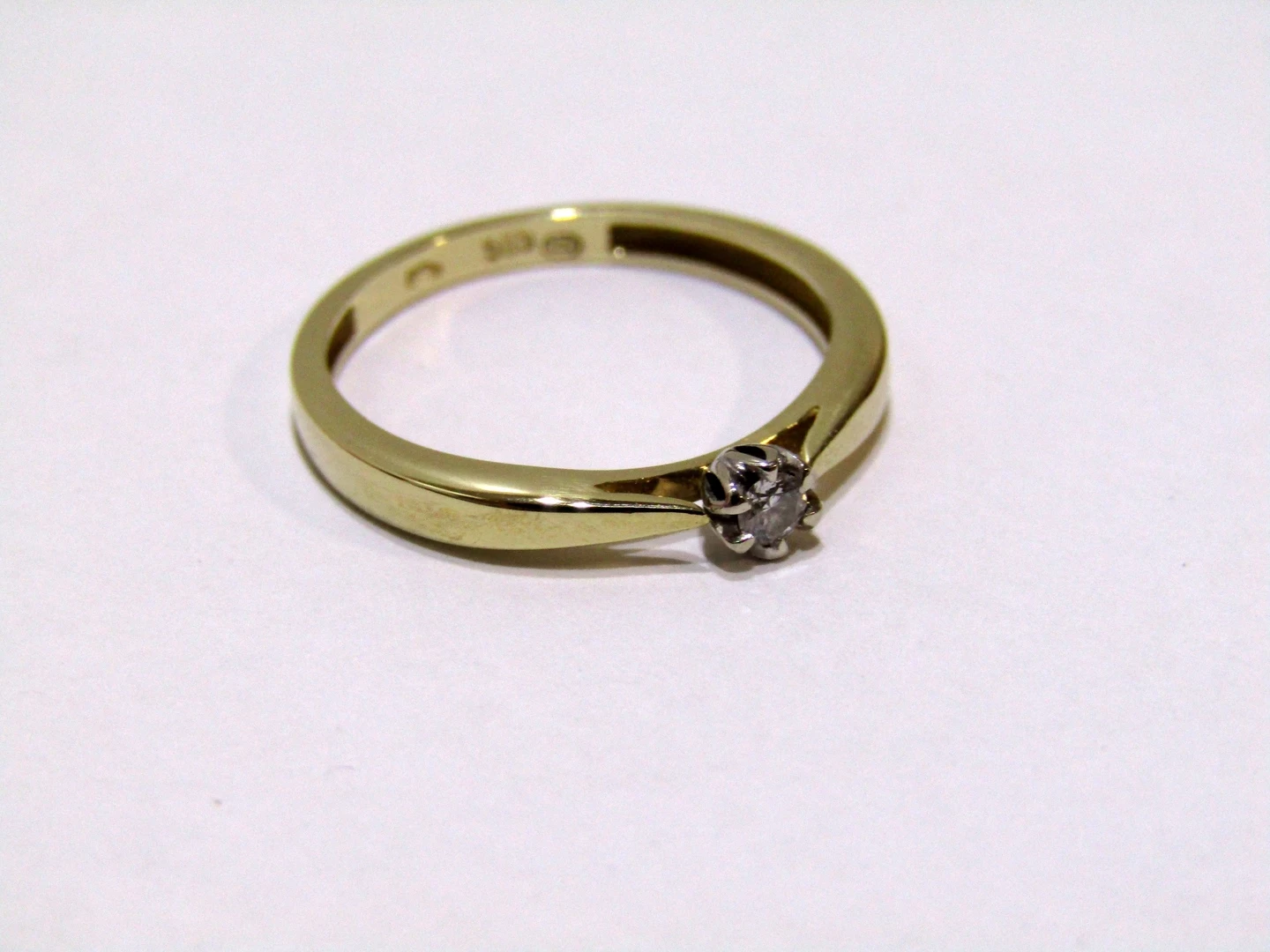 przepiekny-zloty-pierscionek-z-brylantem-585-r11-kamien-17088-128