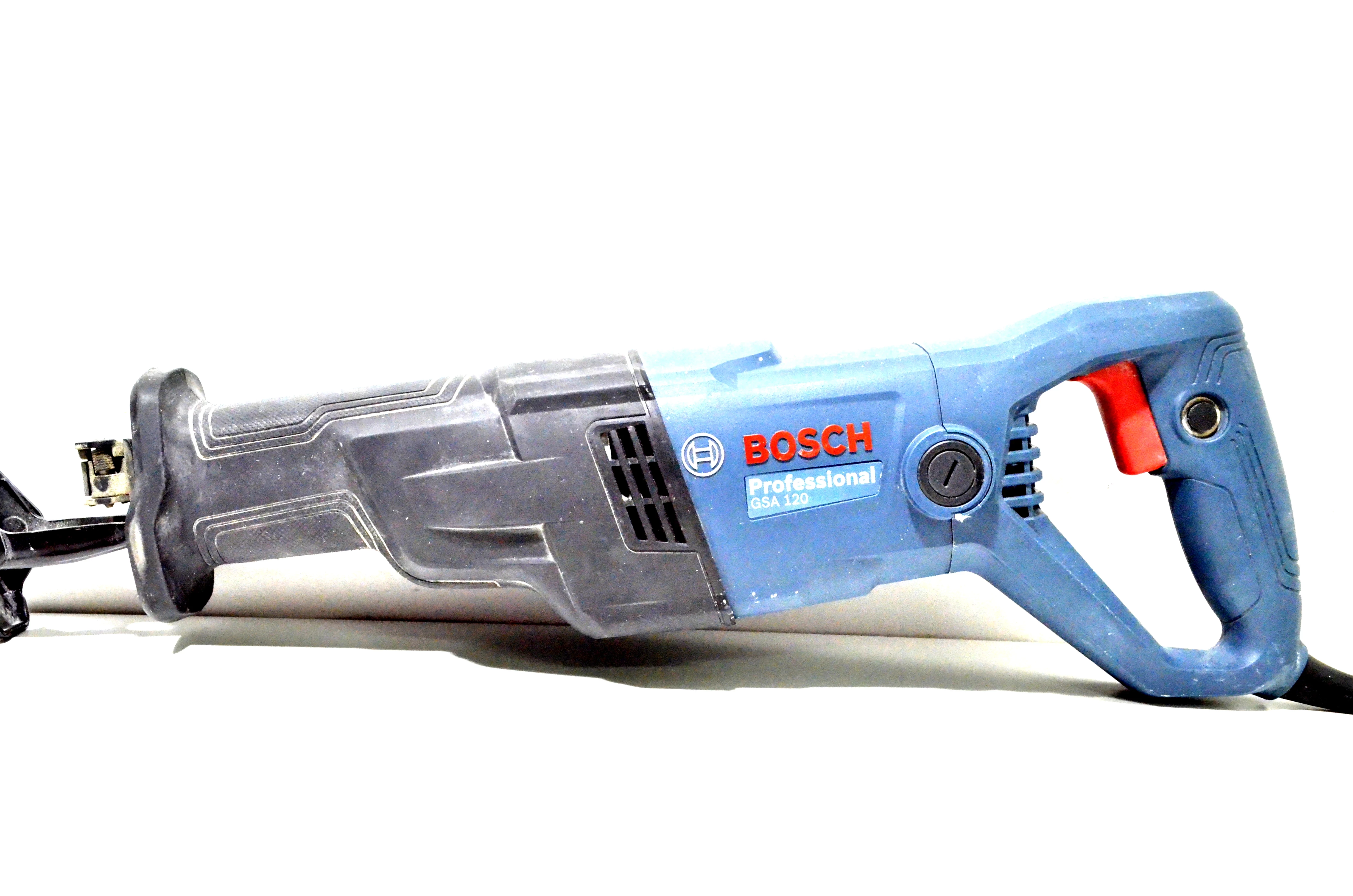 pila-szablasta-bosch-gsa-120-kod-producenta-06016b1020