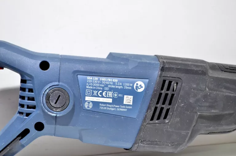 pila-szablasta-bosch-gsa-120-seria-06016b1020